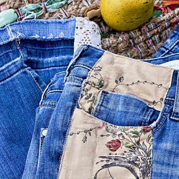 Upcycled Exotic Anthropologie  Jeans | Pilcro & The Letterpress 🌴 - Picture 2 of 4